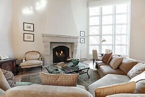 Northwoods E311 5 Bedroom Condo by RedAwning