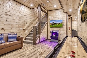 Er29 - Pop's Perch 2 Bedroom Cabin by RedAwning