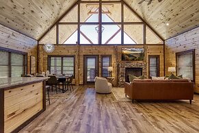 Er29 - Pop's Perch 2 Bedroom Cabin by RedAwning