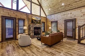 Er29 - Pop's Perch 2 Bedroom Cabin by RedAwning