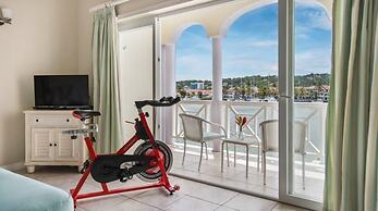 Waterfront 2-bed Townhouse - Harbour 17 2 Bedroom Townhouse by RedAwni