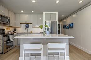 Kuic146w 1 Bedroom Condo by RedAwning