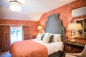 Dewars Restaurant & Rooms