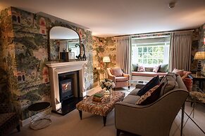 Dewars Restaurant & Rooms