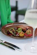 Dewars Restaurant & Rooms