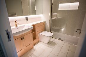 Dewars Restaurant & Rooms