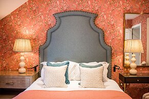 Dewars Restaurant & Rooms