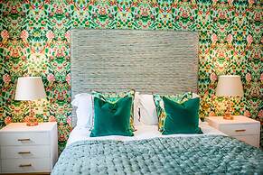 Dewars Restaurant & Rooms