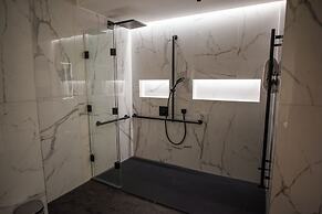 Dewars Restaurant & Rooms