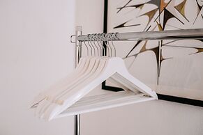 Illyria Old Town Apartment by DuHomes