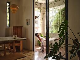 CASA FRIDA by DW
