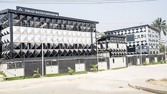 Perly Gate Residence