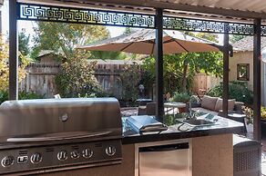 Sequoia Park CA Coast Hot Tub Fire Pit Outdoor Kitchen