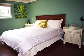 Sequoia Park CA Coast Hot Tub Fire Pit Outdoor Kitchen