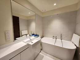Opulent Comfort Suites