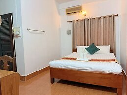 Vangvieng Sisavang Mountain View Hotel