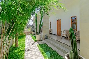 Seven Angels Villa and Hostel