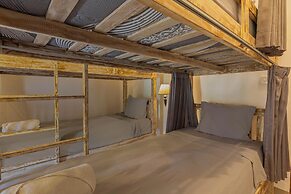 Seven Angels Villa and Hostel