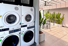 Kin Wander Tan Binh, The Mountain