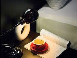 Kin Wander Tan Binh, The Mountain