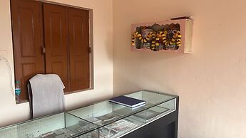 Goroomgo Sriyansh Inn Puri
