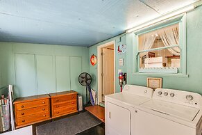 Gardena Vacation Rental: 5 Mi to Manhattan Beach!