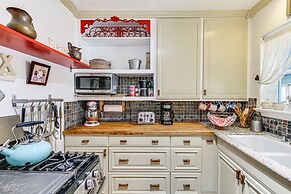 Gardena Vacation Rental: 5 Mi to Manhattan Beach!