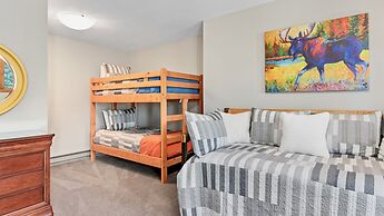 Aspen Spirit Vacation Home At Windcliff 3 Bedroom Home by RedAwning