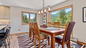 Aspen Spirit Vacation Home At Windcliff 3 Bedroom Home by RedAwning