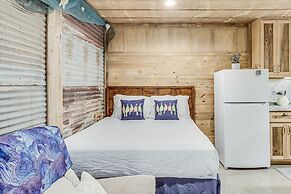 Casas Coastal Experience Cabin B 1 Bedroom Cottage by RedAwning