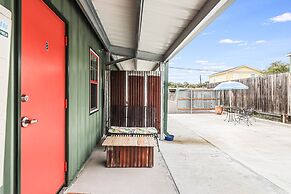 Casas Coastal Experience Cabin B 1 Bedroom Cottage by RedAwning