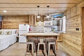 Casas Coastal Experience Cabin A 1 Bedroom Cottage by RedAwning