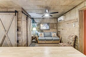 Casas Coastal Experience Cabin C 1 Bedroom Cottage by RedAwning