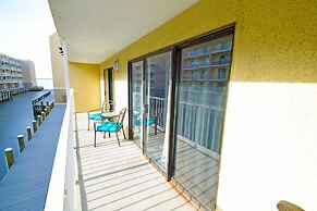 Wight Bay 233 2 Bedroom Condo by RedAwning