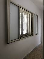 Villa a few Steps From the sea