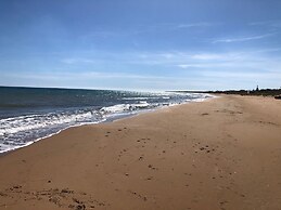 Villa a few Steps From the sea