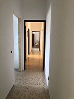 Villa a few Steps From the sea