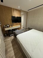 Mateo Hotel