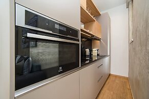 Charming Apartment In Famous Area