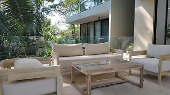 Exclusive Community Easy Access Oceanview Pool