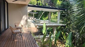 Exclusive Community Easy Access Oceanview Pool