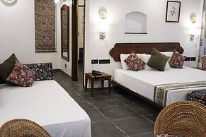 Village Machaan Resort