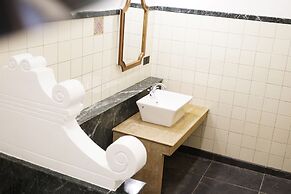 Village Machaan Resort