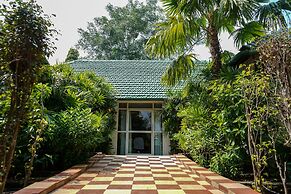 Village Machaan Resort