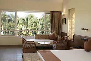 Village Machaan Resort