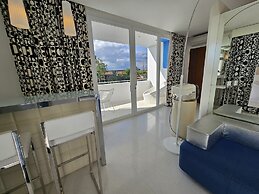 Chill Hotel Seminyak