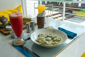 Chill Hotel Seminyak