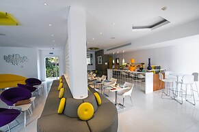 Chill Hotel Seminyak