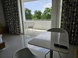 Chill Hotel Seminyak