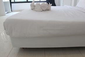 Hotel Linda by Dia Hotels